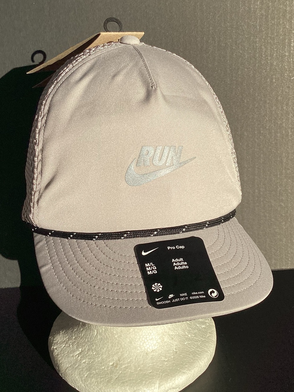 Nike Pro unstructured dri fit running pro hat NWT size M/L